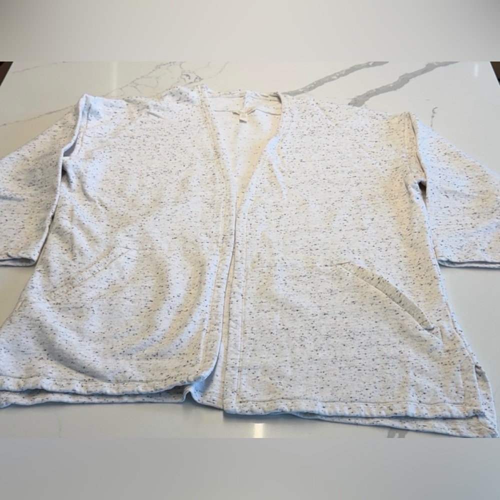 Like new Eileen Fisher Cream Speckled Open Cardigan m fits like large.